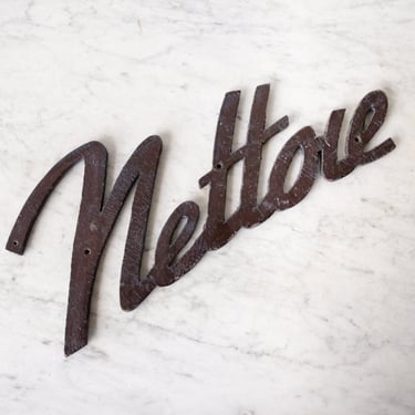 Nettoie Sign