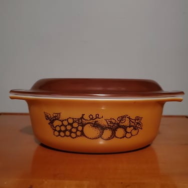 Pyrex Old Orchard Casserole 