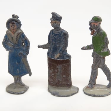 3 Antique Heinrichsen Winter German Flat Lead Figures, Vintage Hand Painted Lead Toys for Christmas Putz or Railroad 