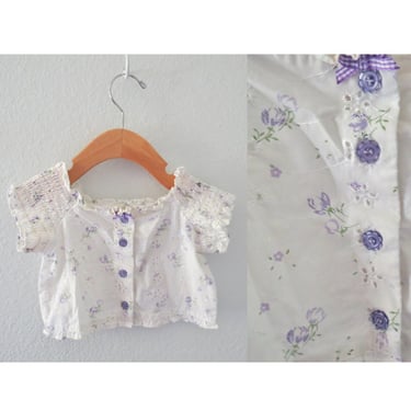 Vintage Girls Crop Top Blouse White Eyelet Purple Floral Print Smocked Shoulders Cropped Button Up Summer Size 18 Months 