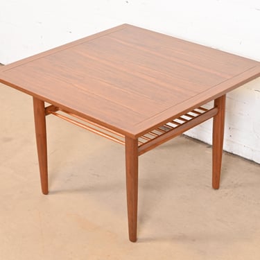 George Nakashima East Indian Laurel Wood Side Table or Cocktail Table for Widdicomb, Newly Restored