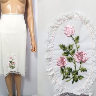 Vintage 50s Rose Embroidered Lacey Half Slip Size S/M 