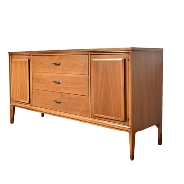 Broyhill Long Dresser Chest Dresser Walnut 70 Forward Mid Century Modern 