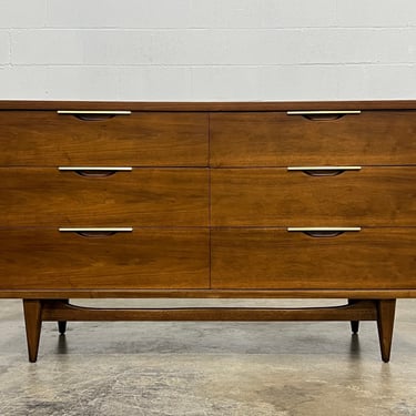 Kent Coffey The Tableau Mid-Century Modern 6-Drawer Dresser / Credenza / TV Stand 