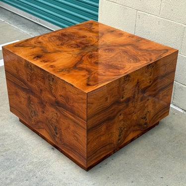 Milo Baughman Burl Wood Coffee End Table, Circa 1970s 