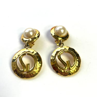 St John Earrings, Vintage Pearl Earrings, Gold Clip-On Earrings,  Designer Earrings, Vintage Clip Ons, Gold Earrings, Pearl Earrings 
