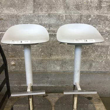 Ikea Bar Stool Pair (Seattle)