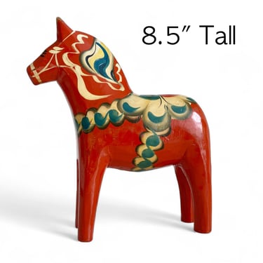 Large Red Vintage Dala Horse made in Sweden. Handcrafted Swedish folk art, Collectible Scandinavian wooden toy for kid's room Holiday decor 