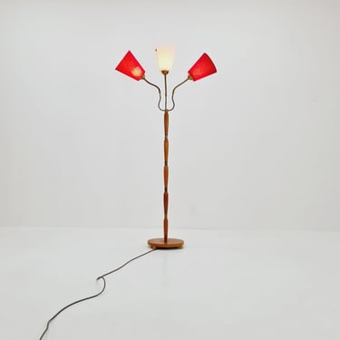 Swedish Modern three flex arms brass & wood floor lamp, bag lamp, 1950s 