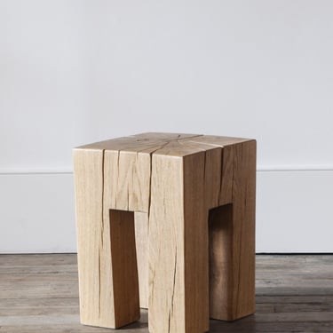 CARVED OAK SIDE TABLE