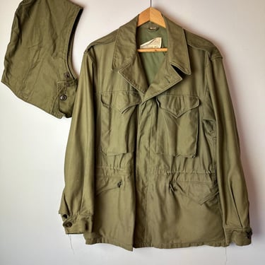 VtG 40’s military field jacket with detachable hood~ field coat Khaki green 1940’s Men’s parka ~ slight distress /size 38R 