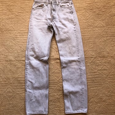 90s Grey Levi’s 501 28 