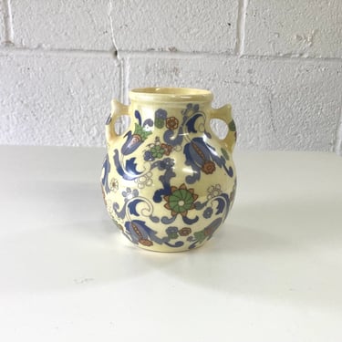 Vintage Czechoslovakia Petite Ceramic Vase 