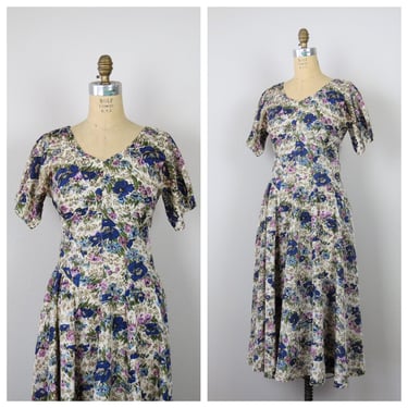 vintage 1950s floral dress, rayon faille, fit and flare, full skirt, size small 