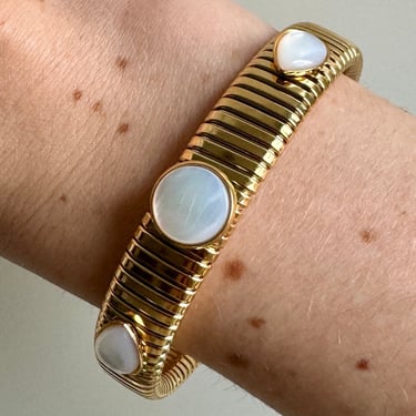 Round and Pear Shaped Mother of Pearl Gold Cobra Bracelet