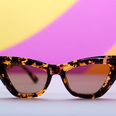Retro Brown Tortoise Frame Cat Eye Sunglasses Vintage 50s Inspired 