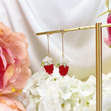 E187 Raspberry earrings, glass raspberry drop earrings, cute raspberry earrings, red berry earrings, fruit earrings, summer earrings, gift 