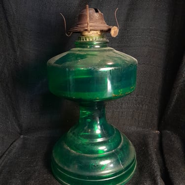 Vintage Oil Lamp 6.5 x 11.5 x 5.5