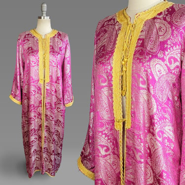 1970s Caftan / 1970s Ottoman Caftan / Fuchsia and Silver Paisley Caftan / Size Medium Large 