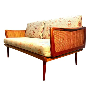 Vintage 1950s Danish Modern Solid Teak Daybed Sofa by Peter Hvidt & ORLA Molgaard Nielsen for France + Son 