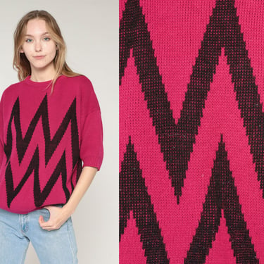 Magenta Sweater Top 80s 90s Striped Knit Shirt Pink Black Chevron Zig Zag Short Sleeve Sweater Slouchy Blouse Vintage Acrylic Large L 