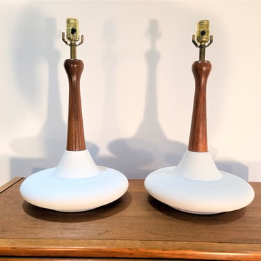 Mid Century Pair of White Ceramic and Walnut Table Lamps 