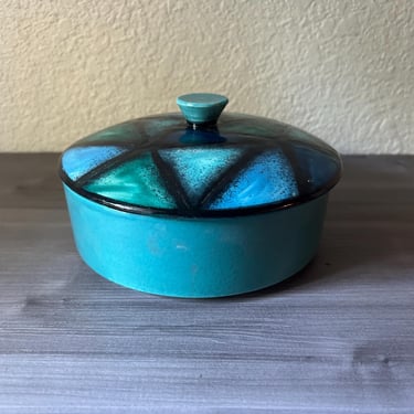 Vintage Italian Bitossi Aldo Londi Vetrata Pattern Covered Box in shades of blue and turquoise 