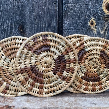 Rattan Trivets -- Rattan Chargers -- Rattan Placemats -- Plate Chargers -- Boho Dinnerware -- Boho Placemats -- Boho Diningware -- Trivets 