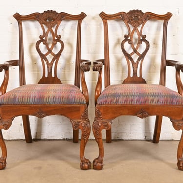 Henredon Chippendale Carved Mahogany Armchairs or Dining Captain Chairs, Pair