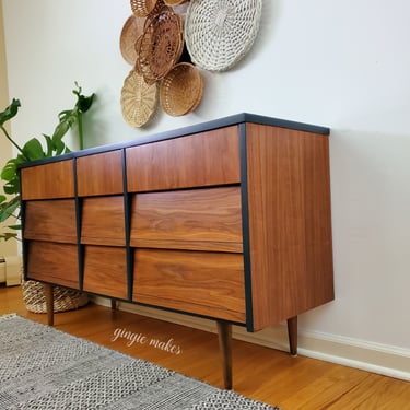 Mid-Century Modern Dresser by Ward ****please read ENTIRE listing prior to purchasing 