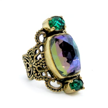 Sajen Ring with Large Sparking Facetted Glass Stone, Brass Filigree Setting, Statement Jewelry, Cocktail Ring, Woman's Ring, Gifts for Her 