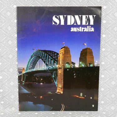 Sydney, Australia (1970s) - Tourist Souvenir of city - lots of photos - Vintage 1970s Australian Photography Book 