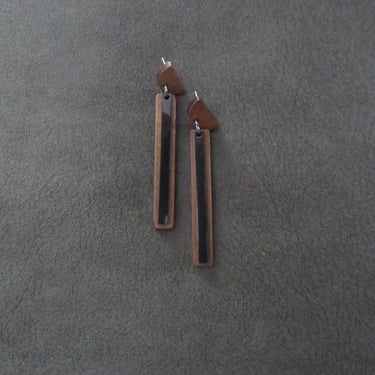 Long gunmetal and wooden minimalist dangle earrings 