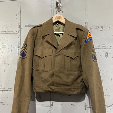 WWII Ike jacket cropped us army jacket size 38 Regular green wool with patches military Eisenhower 