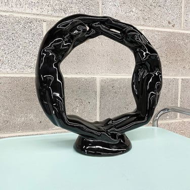 Vintage Eternity Circle of Love Statue Retro 1990s Haeger + Pottery + Ceramic + 302 + Black + Sculpture + Man and Woman + Home Decor 