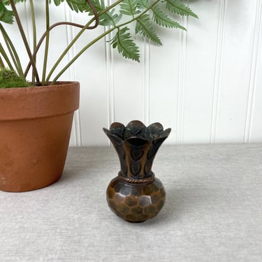 Small handmade copper vase - 1960s vintage 