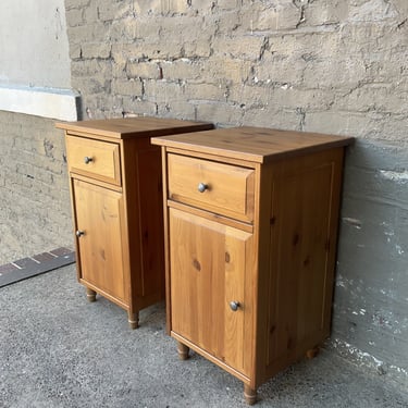 Pair of Pine Nightstands