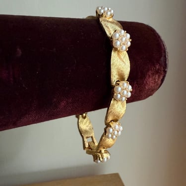 Vintage Trifari Bracelet Birthday Ribbon Pearls Gold Tone 