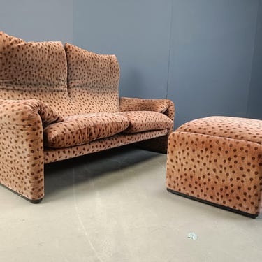 Maralunga sofa set by Vico Magistretti for Cassina, 1970s - vintage maralunga sofa - iconic maralunga sofa - mid century alcantara sofa 
