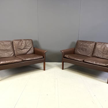 Pair of two seater sofas by Hans Olsen, 1960s - vintage leather sofas -  vintage leather sofa set - vintage scandinavian sofas 