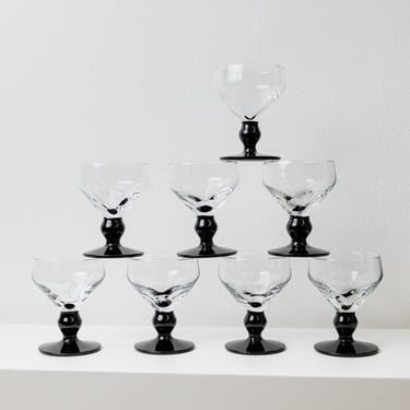 grinch wine glasses The Grinch Face Can-Shaped Glass with Lid & Straw