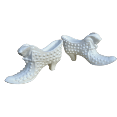 ( set of 2 ) 1950s Fenton Milk Glass Hobnail Slipper \u0026 Cat