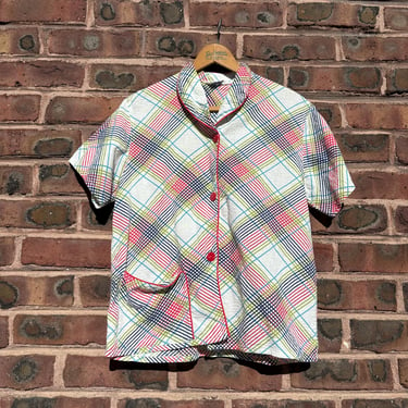 Vintage 1940s Seersucker Plaid Buttondown Shirt Short Sleeve Top Blouse by TimeBa