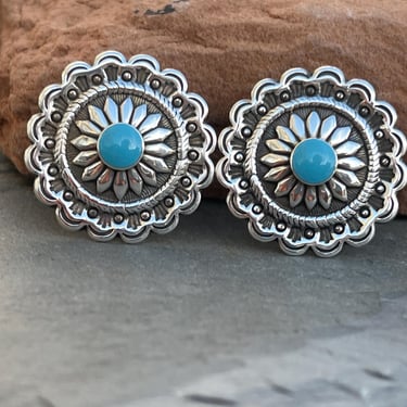 Kabana ~ Vintage Sterling Silver and Turquoise Round Scalloped Edged Southwestern Flower Post Earrings 