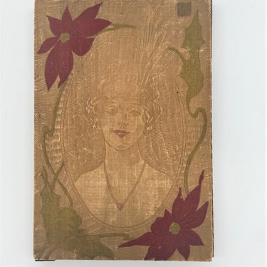 1920s Art Nouveau Pyrography Carving Gibson Girl with Poinsettia Flowers Box 