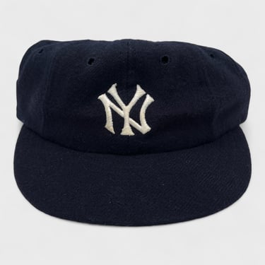 Vintage 1970s New York Yankees Short-Bill Fitted Hat 7 1/2