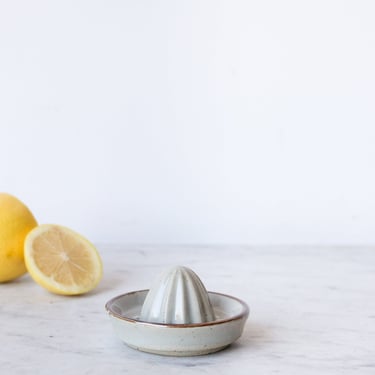 Stoneware Lemon Press