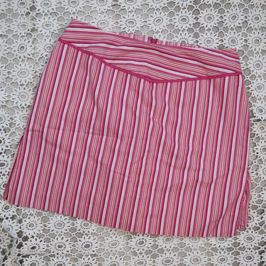 Vintage 2000s Hot Pink Pinstripe Mini Skirt by Requirements