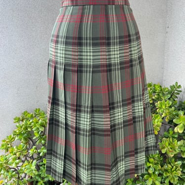 Vintage plaid tartan greens pleated wool skirt Sz Small by The Scotch House 