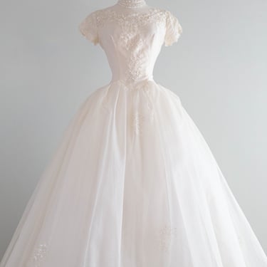 Breathtaking 1950's Ivory Couture Wedding Gown In Silk Organza / Small
